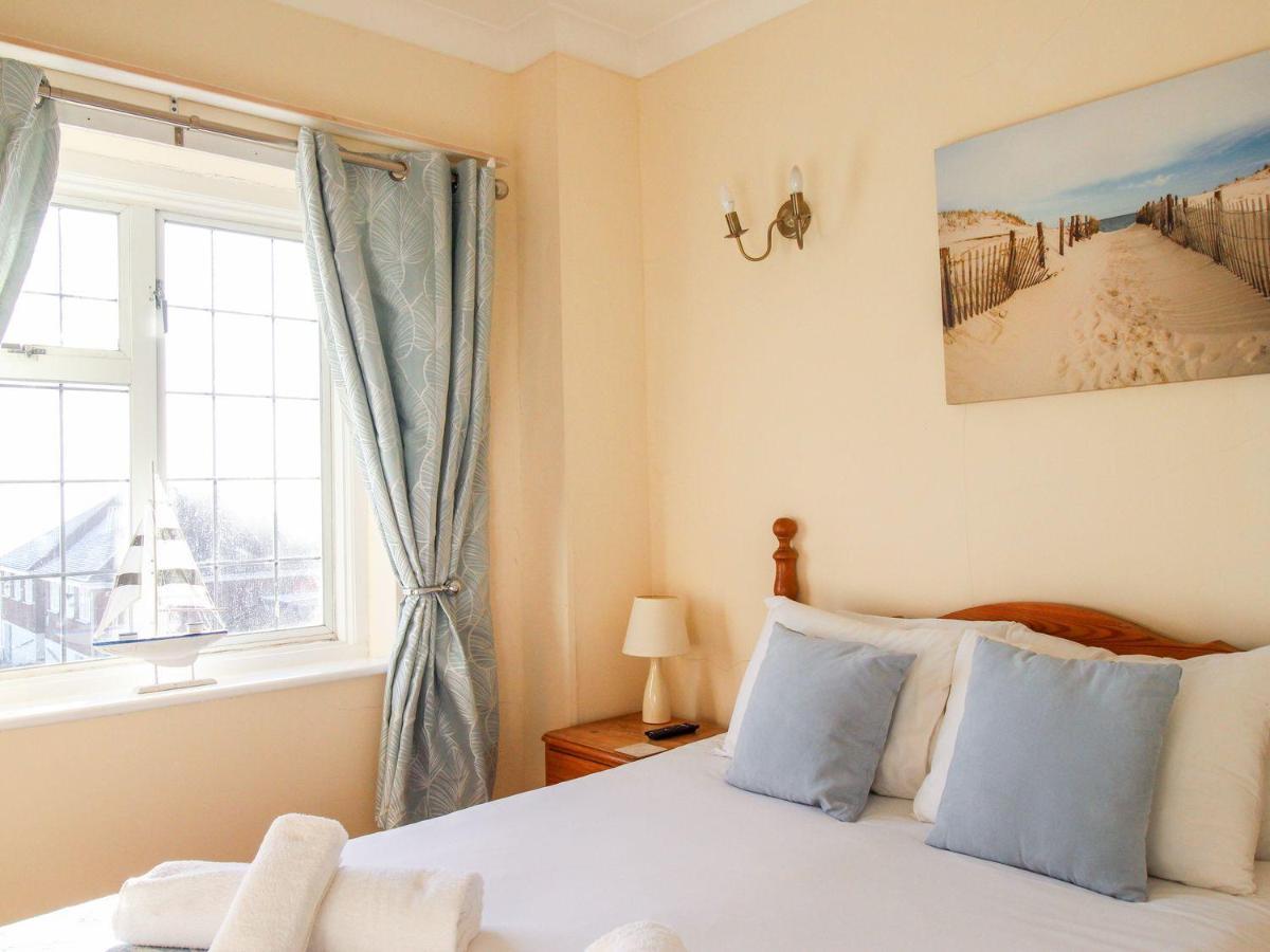 Ocean Watch 5 Apartment Уеймут Екстериор снимка